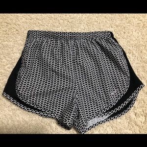 ✨Nike Dri-fit running shorts✨